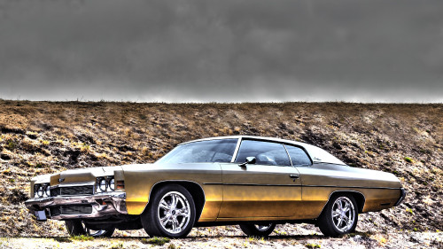 Chevrolet_Impala_1972_uhd.jpg