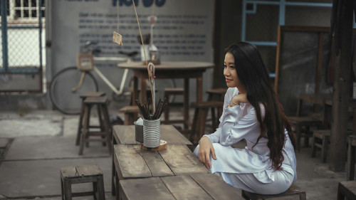 Girl in Picture by Hieu Le uhd